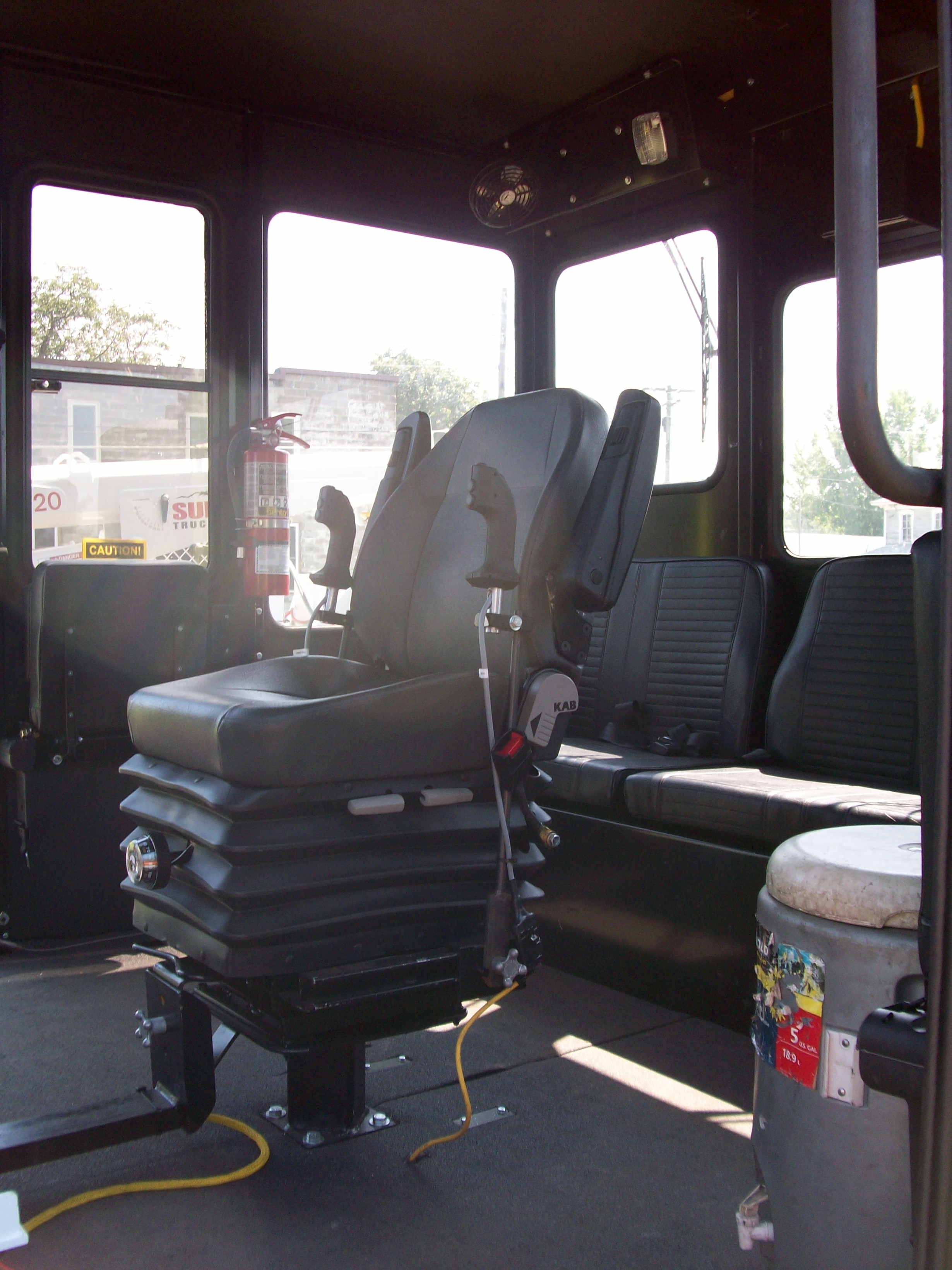 AAR2 Interior View 3