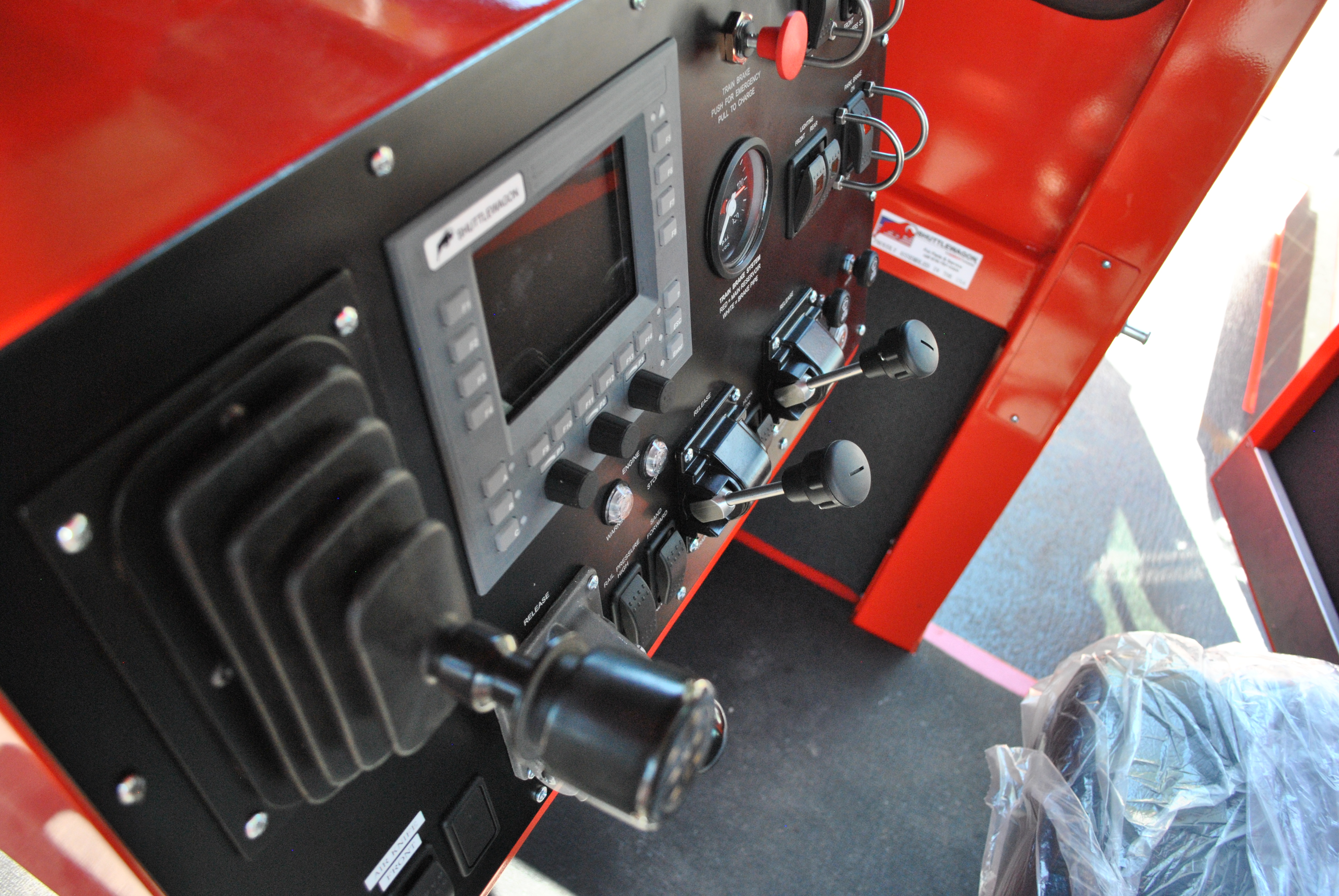 9GD42069 Console